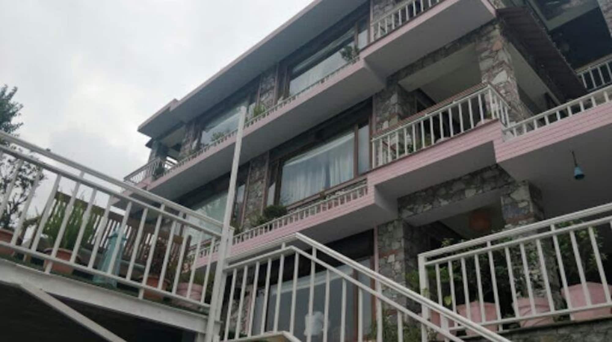 Fishermen'S Lodge - A Lake Facing Hotel Near Nainital Bhīm Tāl Exteriör bild